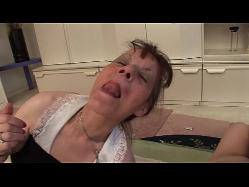 ❤️ Dos abuelas y un abuelo hacen un trío Video de sexo de calidad en es.downloadassertion.top ❌️
